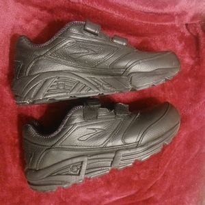 Brooks Addiction Walker Men's Size 7.5 Color" Black Pre-owned